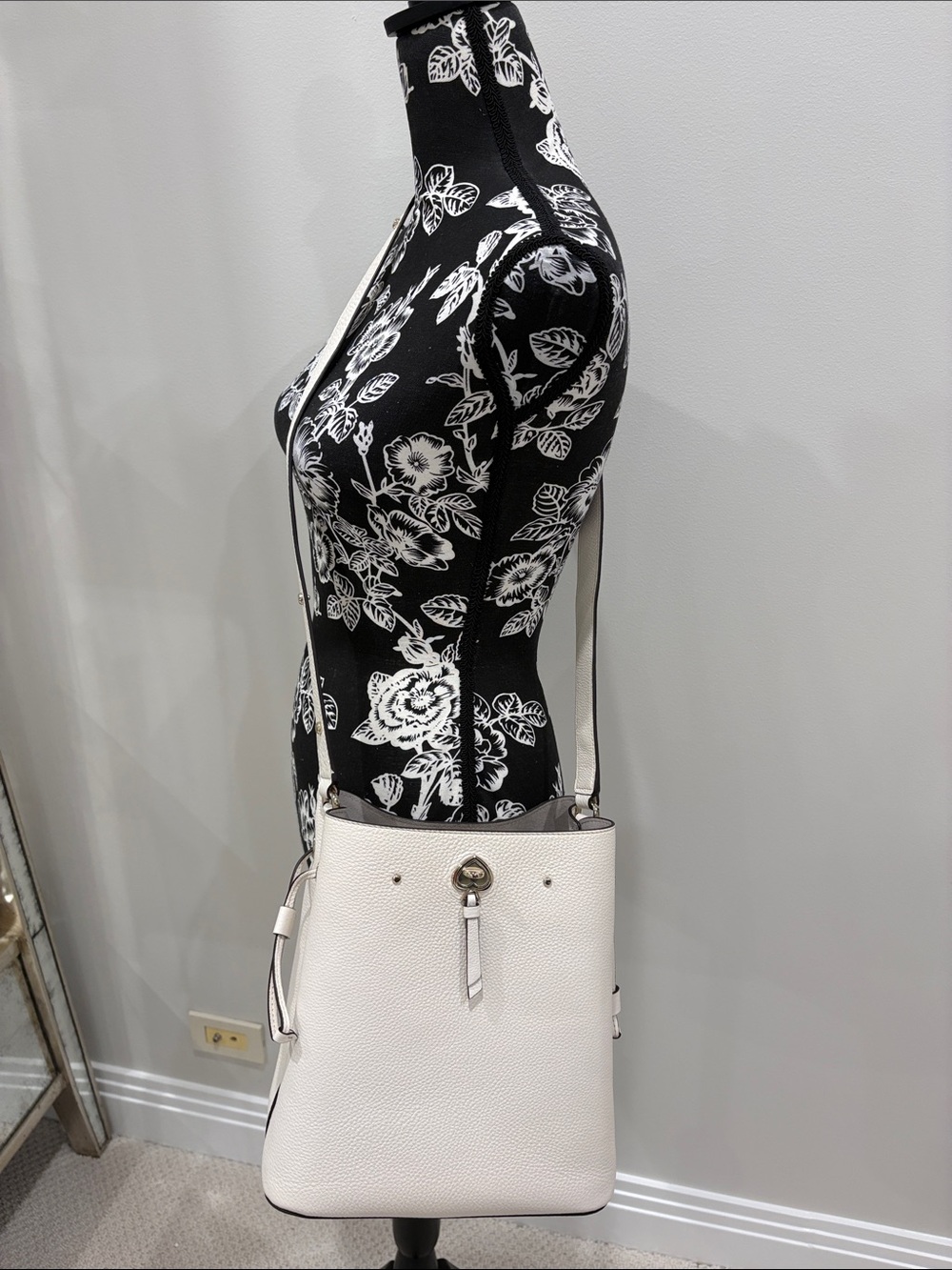 New💃Kate Spade marti large bucket bag
